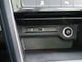 Volkswagen Touran 1.2 TSI 7 persoons | navigatie | achteruitrijcamera | panoramadak | all-season-banden