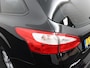 Ford Focus Wagon 1.0 EcoBoost Trend Airco, boordcomputer, Elektronische remkrachtverdeling, start/stop systeem, Elektronisch Stabiliteits Programma Distributieriem is gedaan !!. De Ford Focus Wagon 1.0 EcoBoost Trend is zo’n auto die gewoon doet wat je nodig hebt, maar dan net even beter. Hij ziet er strak uit zonder te overdrijven – gew