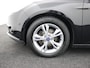 Ford Focus Wagon 1.0 EcoBoost Trend Airco, boordcomputer, Elektronische remkrachtverdeling, start/stop systeem, Elektronisch Stabiliteits Programma Distributieriem is gedaan !!. De Ford Focus Wagon 1.0 EcoBoost Trend is zo’n auto die gewoon doet wat je nodig hebt, maar dan net even beter. Hij ziet er strak uit zonder te overdrijven – gew