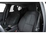 Volvo XC40 T2 Automaat Momentum Core | Stoelverwarming | Stuurwielverwarming | Applecarplay/Androidauto | Volvo on Call | Navigatie | Cruise Control | DAB radio | Dealeronderhouden |
