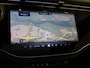 Mercedes-Benz E-klasse Estate 300e / Stoelverwarming / Achteruitrijcamera / Panoramadak / Night-Pakket / Superscreen / Multispaak-Velgen / Burmester / Trekhaak /