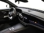 Mercedes-Benz E-klasse Estate 300e / Stoelverwarming / Achteruitrijcamera / Panoramadak / Night-Pakket / Superscreen / Multispaak-Velgen / Burmester / Trekhaak /