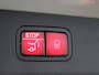 Mercedes-Benz E-klasse Estate 300e / Stoelverwarming / Achteruitrijcamera / Panoramadak / Night-Pakket / Superscreen / Multispaak-Velgen / Burmester / Trekhaak /