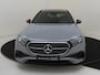 Mercedes-Benz E-klasse Estate 300e / Stoelverwarming / Achteruitrijcamera / Panoramadak / Night-Pakket / Superscreen / Multispaak-Velgen / Burmester / Trekhaak /
