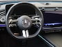 Mercedes-Benz E-klasse Estate 300e / Stoelverwarming / Achteruitrijcamera / Panoramadak / Night-Pakket / Superscreen / Multispaak-Velgen / Burmester / Trekhaak /