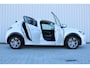 Peugeot e-208 EV Allure 50 kWh | Incl. 12 maanden garantie | Cruise control | Climate control | Lane assist | Apple carplay/Android auto | DAB radio |
