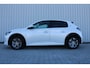 Peugeot e-208 EV Allure 50 kWh | Incl. 12 maanden garantie | Cruise control | Climate control | Lane assist | Apple carplay/Android auto | DAB radio |