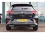 Volkswagen T-Roc 1.5 TSI R-Line Business 149PK | Achteruitrijcamera | R-Line exterieur | Trekhaak met afneembare kogel