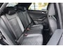 Volkswagen T-Roc 1.5 TSI R-Line Business 149PK | Achteruitrijcamera | R-Line exterieur | Trekhaak met afneembare kogel