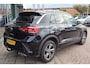 Volkswagen T-Roc 1.5 TSI R-Line Business 149PK | Achteruitrijcamera | R-Line exterieur | Trekhaak met afneembare kogel