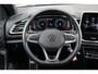 Volkswagen T-Roc 1.5 TSI R-Line Business 149PK | Achteruitrijcamera | R-Line exterieur | Trekhaak met afneembare kogel