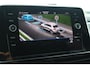 Volkswagen T-Roc 1.5 TSI R-Line Business 149PK | Achteruitrijcamera | R-Line exterieur | Trekhaak met afneembare kogel