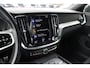 Volvo S60 2.0 B3 R-Design | Wegklapbare Trekhaak | Lederen Stoelbekleding | Climate Control | Cruise Control | Achteruitrijcamera |