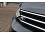 Volkswagen Touran 1.5 TSI 150pk Highline Business R-line 7p | Navigatie |  Camera | PDC | Wegklapbare trekhaak