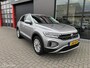 Volkswagen T-Roc 1.5 TSI Life Edition LED-Stoelverw-Camera-Virtual cockpit