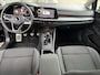 Volkswagen Golf 1.0 TSI Active Business | Navigatie |Blind spot | Climate Control | Cruise Control | Bluetooth | 16"LMV |