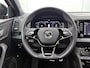 Skoda Karoq 1.5 TSI ACT Sportline Business | PANORAMADAK | ADAPTIEF CRUISECONTROL | STOELVERWARMING | CAMERA | STOELVERWARMING V+A | LED | ELEK.ACHTERKLEP | DODEHOEK DETECTIE | DIGITAAL DASHBOARD | SFEEVERLICHTING | VOORRUIT VERWARMING |