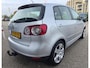 Volkswagen Golf Plus 1.6 FSI Optive 3 van 2de Eigenaar met 6 bak en trekhaak en airco