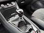 Opel Grandland 1.2 Turbo Ultimate Luxe uitvoering| Alcantara| Camera voor en Achter| Navigatie| 130pk| Keyless openen en starten| Donker getint glas