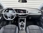Opel Grandland 1.2 Turbo Ultimate Luxe uitvoering| Alcantara| Camera voor en Achter| Navigatie| 130pk| Keyless openen en starten| Donker getint glas