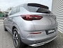 Opel Grandland 1.2 Turbo Ultimate Luxe uitvoering| Alcantara| Camera voor en Achter| Navigatie| 130pk| Keyless openen en starten| Donker getint glas