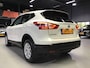 Nissan Qashqai 1.2 Visia I Compleet dealer onderhouden I New APK / KB I Airco I Cruise control I Trekhaak I Stoelen verwarming