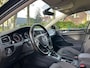 Volkswagen Golf 1.5 TSI Highline Business R Aut. | R-line | Golf R Uitstraling | Stoelverwarming | Led | Navigatie | Adaptief |