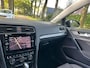 Volkswagen Golf 1.5 TSI Highline Business R Aut. | R-line | Golf R Uitstraling | Stoelverwarming | Led | Navigatie | Adaptief |