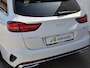 Kia Ceed Sportswagon 1.6 GDI PHEV Plug-in ExecutiveLine Automaat / Lederen Bekleding / Apple Carplay Android Auto / 100% SOH / Adaptief CC / Stoel-, Stuur en achterbankverwarming / Achteruitrijcamera / Elektrische achterklep / Trekgewicht 1300 kg / Stoelventilatie /