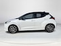 Toyota Yaris 1.5 Hybrid Executive | Bi-tone | Carplay | Head up display | Dode hoek detectie | 17 inch LM-velgen |