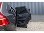 Volvo XC60 2.0 B4 R-Design | Harman Kardon | Adaptieve cruise | Memory | Achterbank verwarmd |