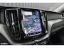 Volvo XC60 2.0 B4 R-Design | Harman Kardon | Adaptieve cruise | Memory | Achterbank verwarmd |