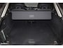 Volvo XC60 2.0 B4 R-Design | Harman Kardon | Adaptieve cruise | Memory | Achterbank verwarmd |