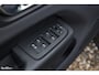 Volvo XC60 2.0 B4 R-Design | Harman Kardon | Adaptieve cruise | Memory | Achterbank verwarmd |