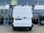 Renault Master T35 2.0 dCi 150 L2H2 Advance | BPM VRIJ!! | Trekhaak | Navigatie | Camera + Parkeersensoren | Climate Control | Stoelverwarming | Draadloze Telefoonlader | Leer/Stof | Apple CarPlay/Android Auto