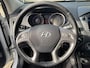Hyundai ix35 1.6i GDI Go! / NL-Auto / Cruise-Control / Climate-Control / Stoelverwarming V+A / Trekhaak / Getint-Glas / Armsteun-Voor / PDC + Camera-Achter / 17'' LMV / All-Season / ENZ.
