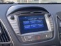 Hyundai ix35 1.6i GDI Go! / NL-Auto / Cruise-Control / Climate-Control / Stoelverwarming V+A / Trekhaak / Getint-Glas / Armsteun-Voor / PDC + Camera-Achter / 17'' LMV / All-Season / ENZ.