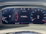 Volkswagen T-Roc 1.5 TSI Sport Business R l Digitaal Dash l Stoelverwarming l Elektr. Achterklep l R-Line interieur l Trekhaak l Adaptieve Cr Control l