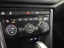 Volkswagen T-Roc 1.5 TSI Sport Business R l Digitaal Dash l Stoelverwarming l Elektr. Achterklep l R-Line interieur l Trekhaak l Adaptieve Cr Control l