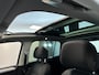 Volkswagen Touran 1.5 TSI 150pk Highline 7p Panoramaschuif-kanteldak | 17inch |  Voorstoelen verwarmbaar