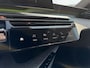 Peugeot E-3008 GT Avantage 210 73 kWh | FOCAL | Alcantara bekleding | 360 Camera | Stoelverwarming | Adaptieve Cruise Control | Elektrische achterklep
