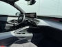 Peugeot E-3008 GT Avantage 210 73 kWh | FOCAL | Alcantara bekleding | 360 Camera | Stoelverwarming | Adaptieve Cruise Control | Elektrische achterklep