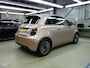 Fiat 500e Urban 42 kWh Clima | Cruise | Lichtmetalen velgen | 33 KM!!!! | Apple CarPlay / Android auto | | Airco (automatisch) | Apple Carplay/Android Auto|telefoonintegratie premium | Autonomous Emergency Braking