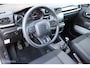 Citroën C3 1.2 PureTech C-Series, App connect, Stoelverwarming, Cruise, Crème Metallic, Clima, Donker glas.