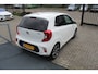 Kia Picanto 1.0 CVVT Design Edition Lederen bekleding/Navigatie/Achteruitrijcamera/Cruise control/Climate control/Inklapbare spiegels/Licht metalen velgen/Led dagrijverlichting