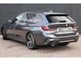 BMW 3-Serie Touring 330e M-SPORT PANO TREKHAAK HEAD UP ADAPTIVE CRUISE LEDER