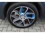 Lynk & Co 01 1.5 Panoramadak/360° Camera/Keyless/Lane assist/Adaptive cruise control/Navigatie/Apple carplay/Climate control/Stoelverwarming/Dodehoek detectie/Elektrisch sluitende achterklep/Elektrisch verstelbare stoel met geheugen/Multifunctioneel stuurwiel