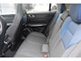 Lynk & Co 01 1.5 Panoramadak/360° Camera/Keyless/Lane assist/Adaptive cruise control/Navigatie/Apple carplay/Climate control/Stoelverwarming/Dodehoek detectie/Elektrisch sluitende achterklep/Elektrisch verstelbare stoel met geheugen/Multifunctioneel stuurwiel