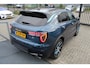 Lynk & Co 01 1.5 Panoramadak/360° Camera/Keyless/Lane assist/Adaptive cruise control/Navigatie/Apple carplay/Climate control/Stoelverwarming/Dodehoek detectie/Elektrisch sluitende achterklep/Elektrisch verstelbare stoel met geheugen/Multifunctioneel stuurwiel