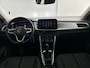 Volkswagen T-Roc 1.5 TSI Life Business DSG Automaat | Adaptieve Cruise Control | Apple Carplay/Android Auto | Parkeersensoren voor + achter